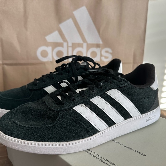 Adidas Breaknet Sleek Black and White Shoes - Picture 7 of 8